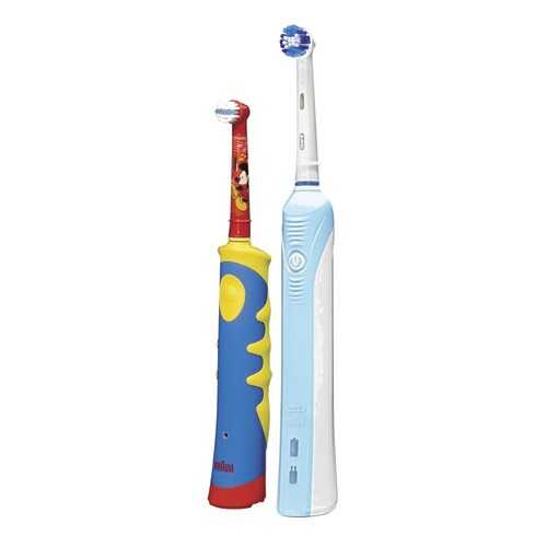 Электрическая зубная щетка Braun Oral-B 500 (D16.513.U+D10.51K) White в Miele